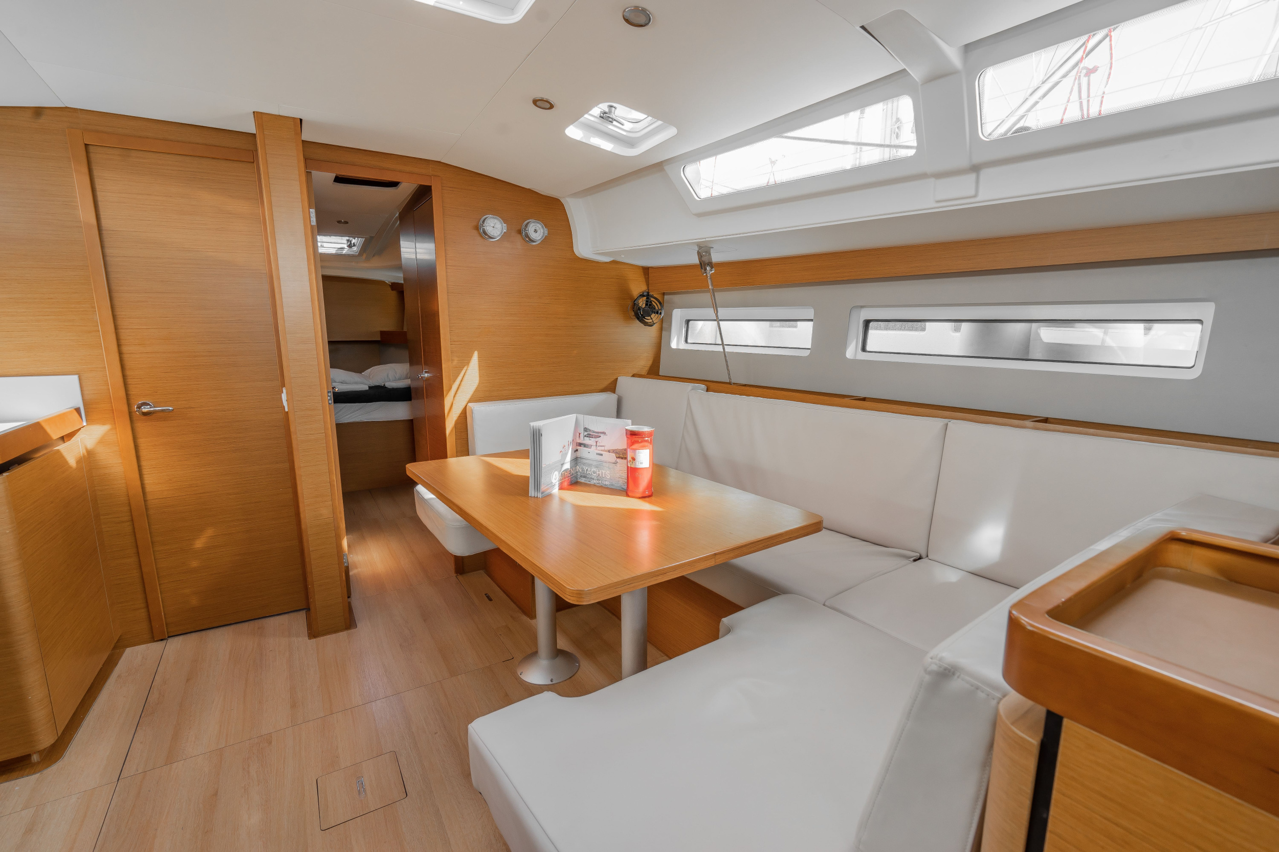 Sun Odyssey 490 4 cabins — photo 7