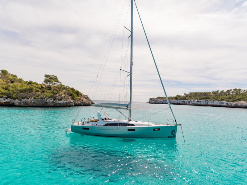 Oceanis 41.1 — photo 1
