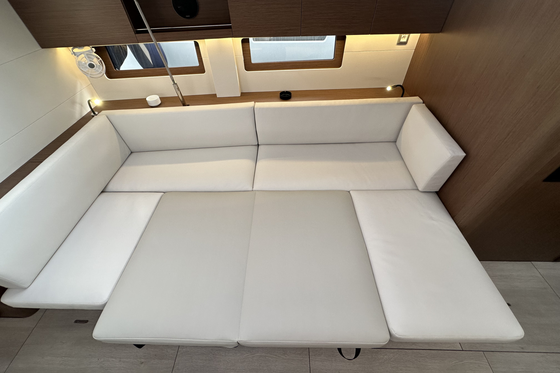 Oceanis 51.1 — photo 26