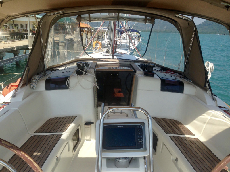 Jeanneau Sun Odyssey 409 — photo 12