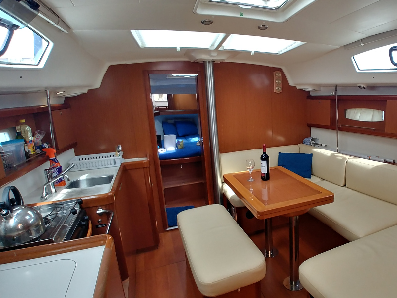 Oceanis 40 — photo 3