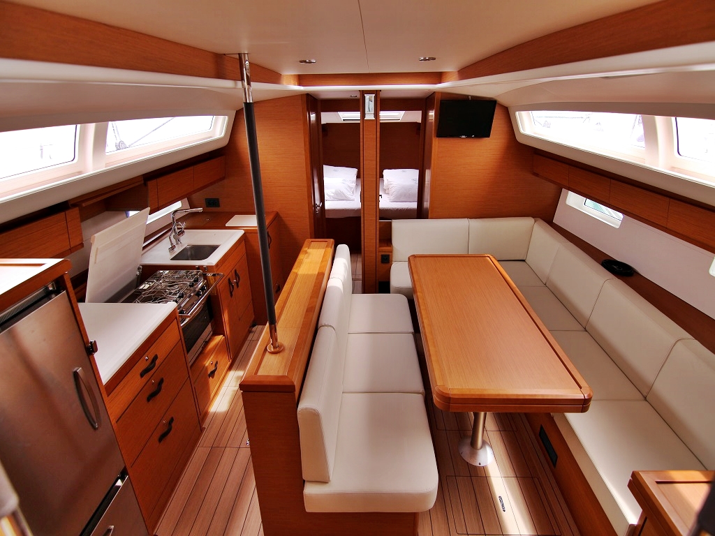 JEANNEAU 54 BT — photo 22