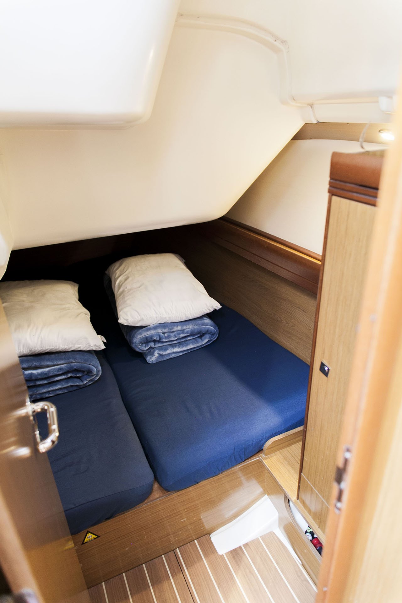 Sun Odyssey 36i — photo 2