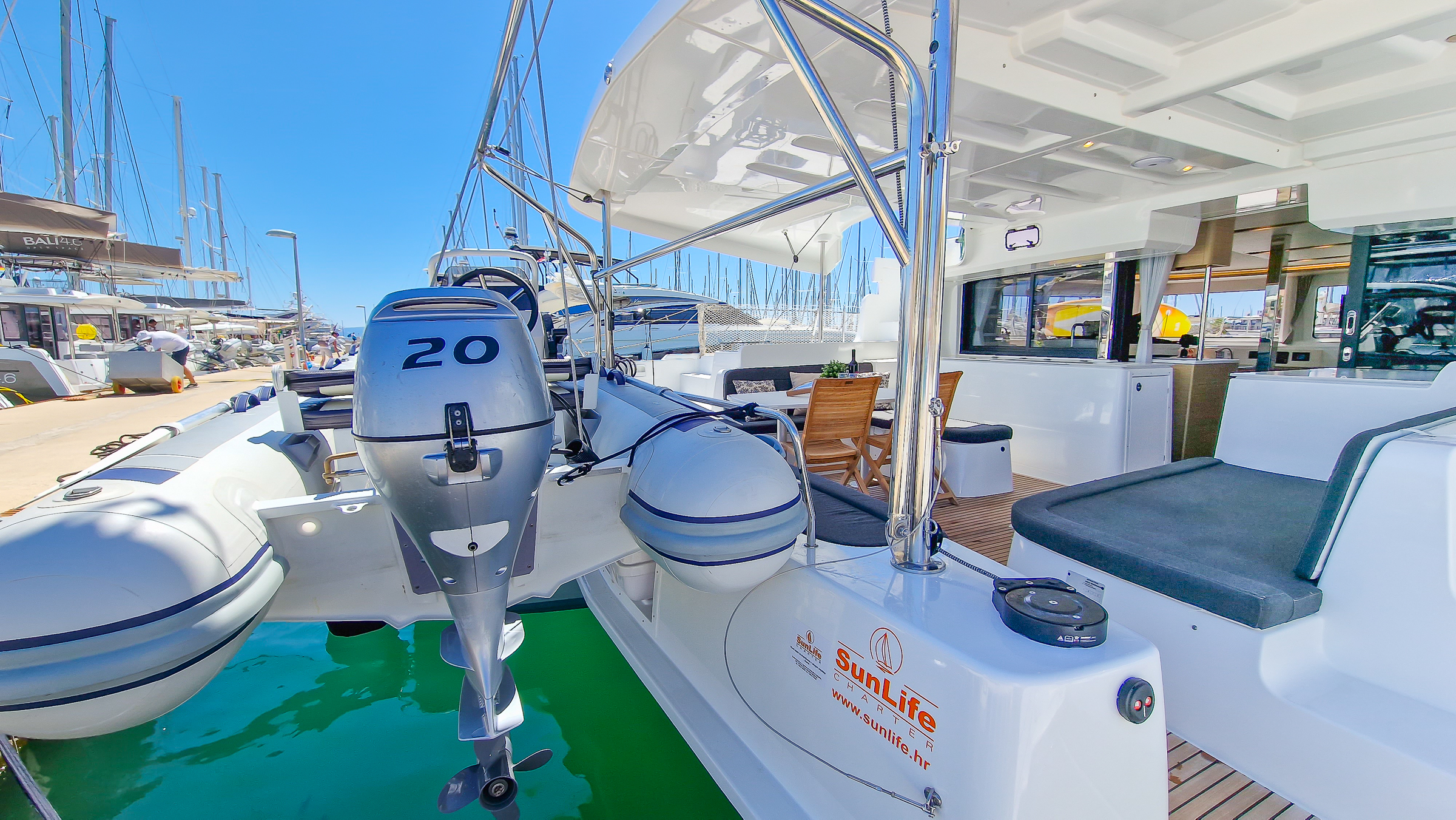 Lagoon 46 — photo 13