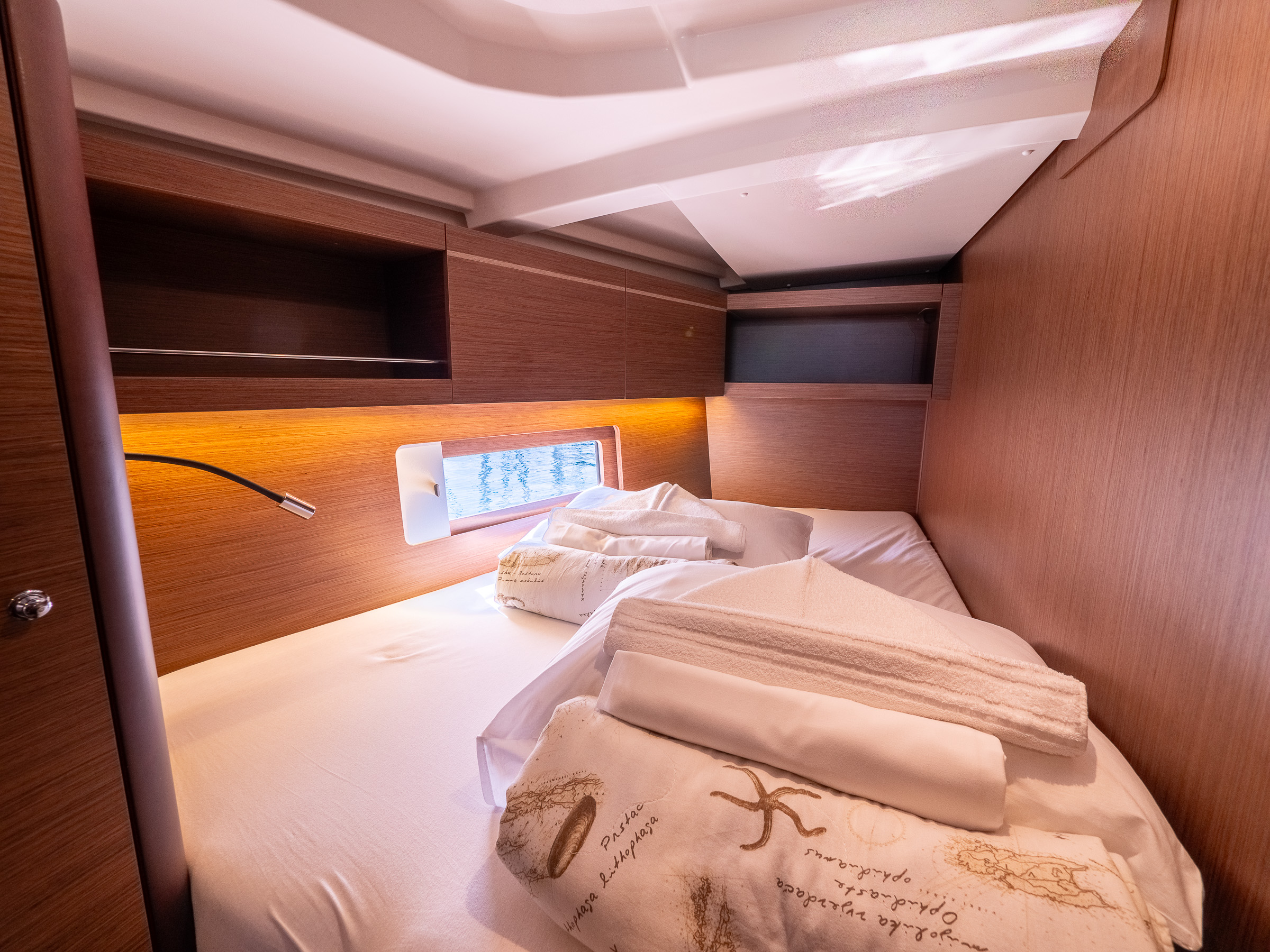 Oceanis 46.1 — photo 12