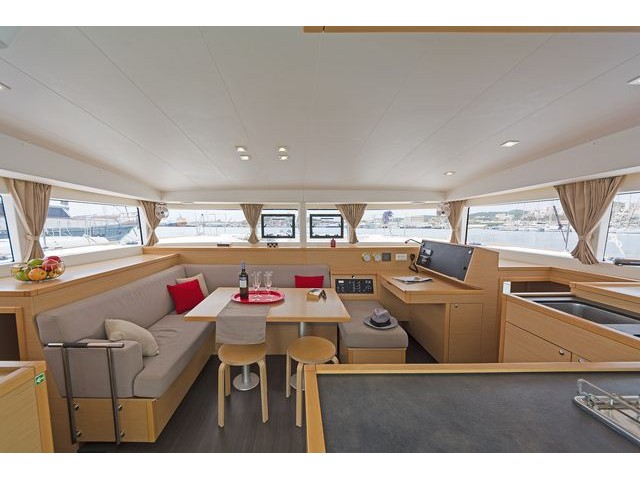 Lagoon 400S2 — photo 14
