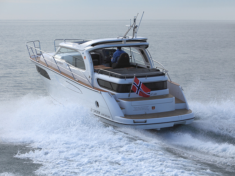 Marex 320 Aft Cabin Cruiser — photo 5