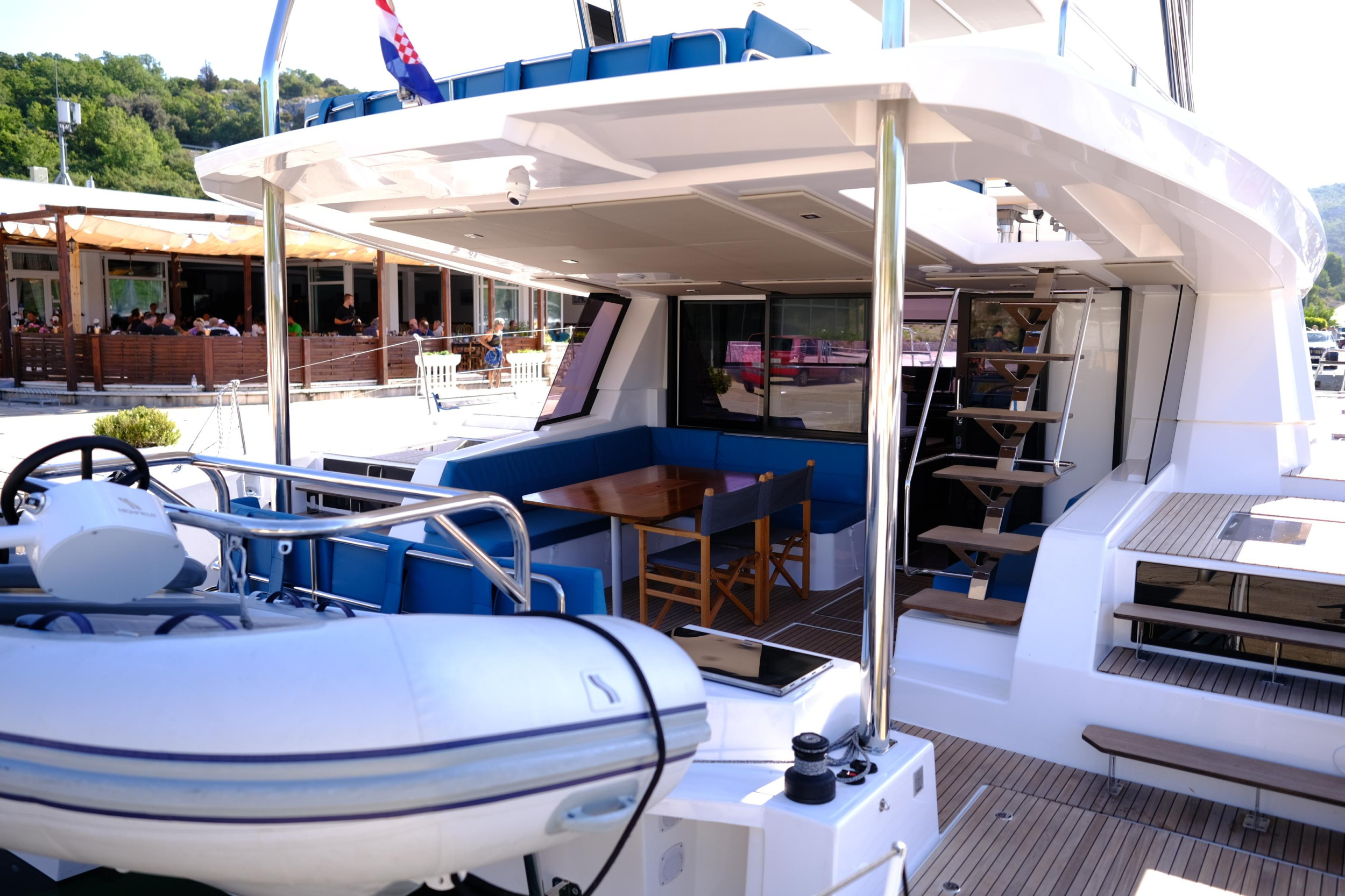 Cervetti 44 Power — photo 20