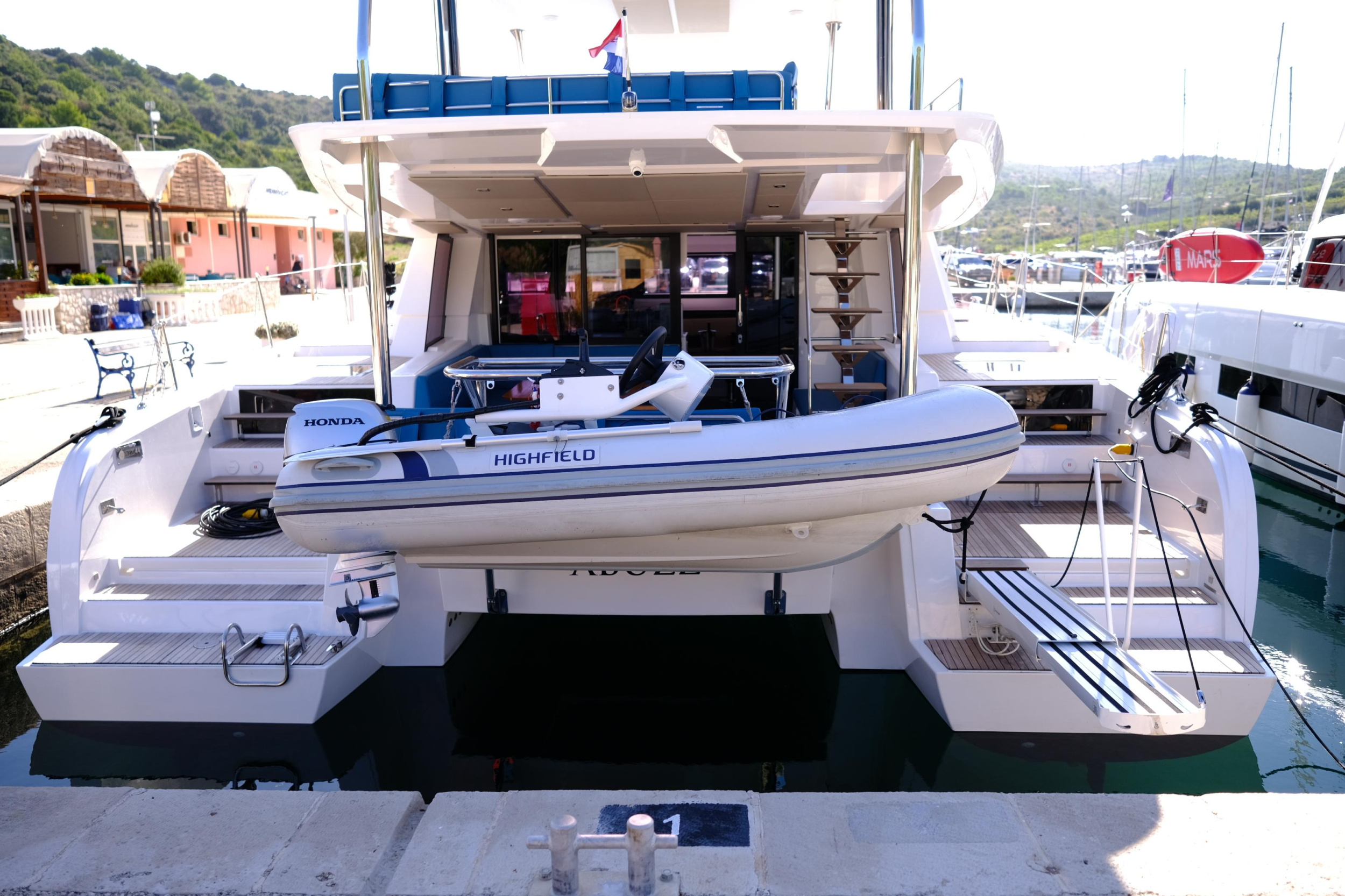 Cervetti 44 Power — photo 19