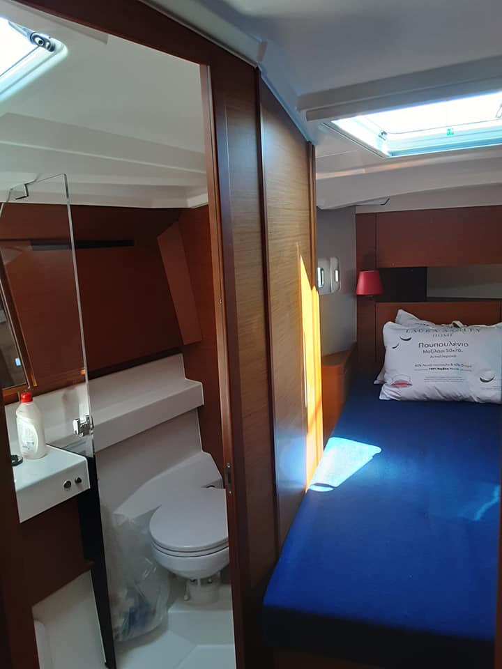 Sun Odyssey 410 — photo 3
