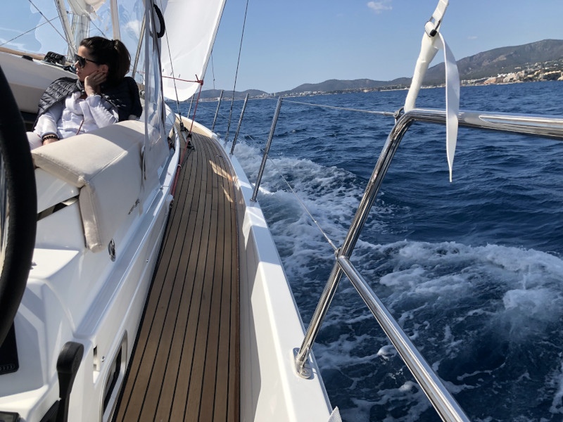 Sun Odyssey 440 — photo 10