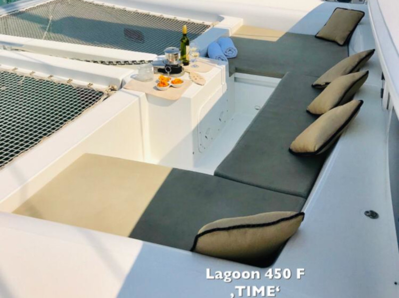 Lagoon 450 F — photo 9