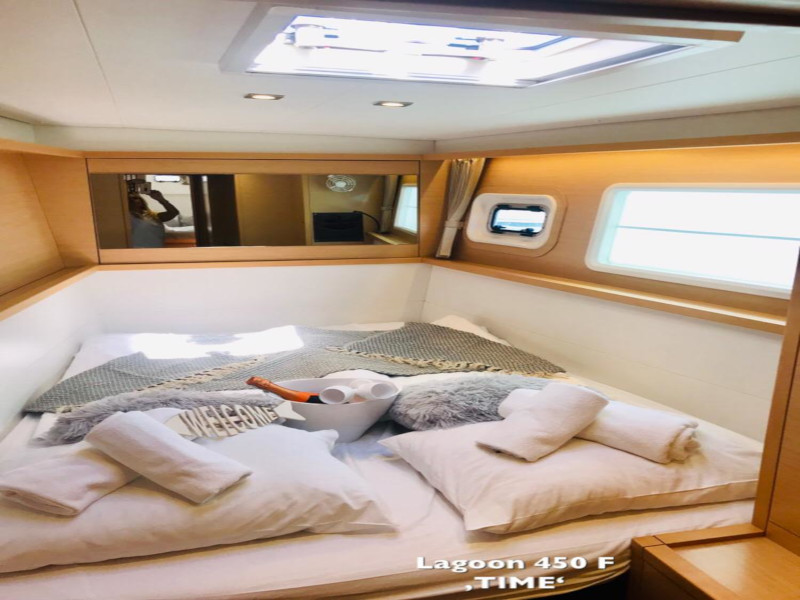 Lagoon 450 F — photo 8