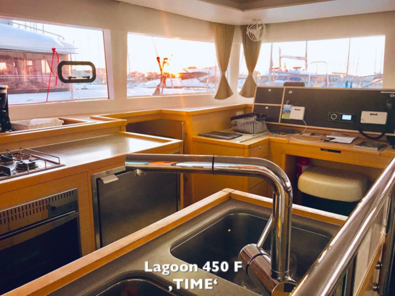 Lagoon 450 F — photo 5