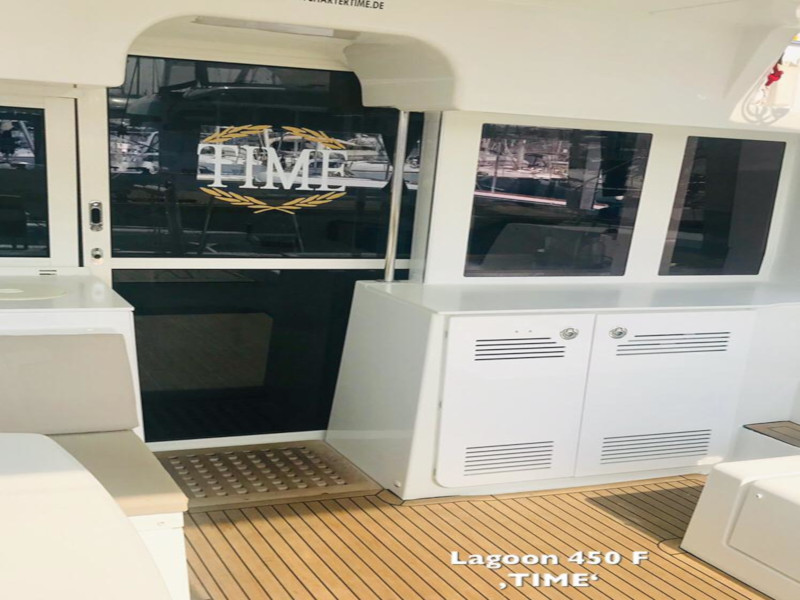 Lagoon 450 F — photo 6