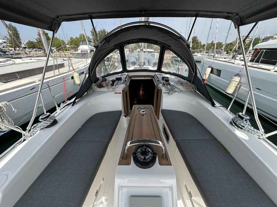 Bavaria Cruiser 34 — photo 14
