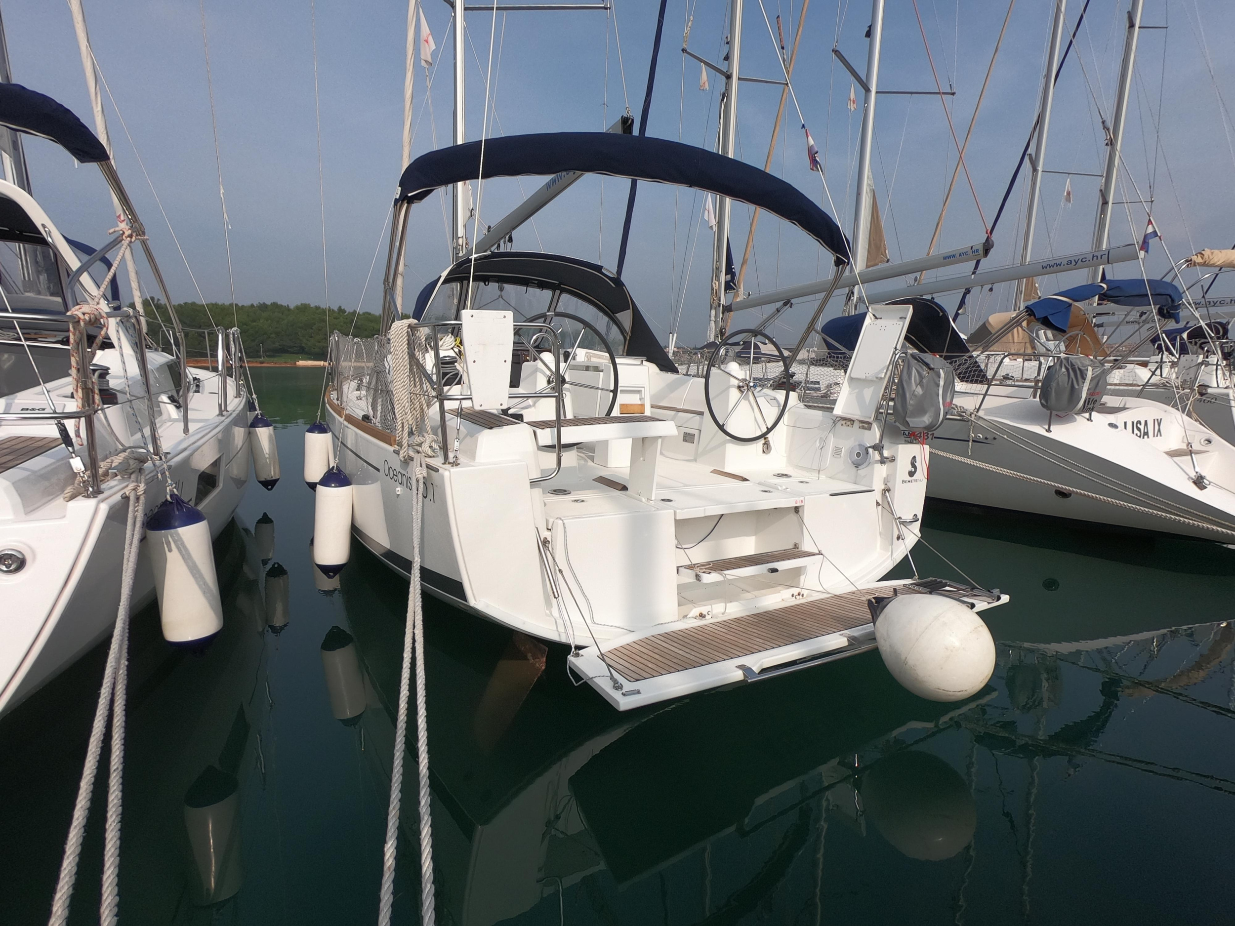 Oceanis 35.1 — photo 11