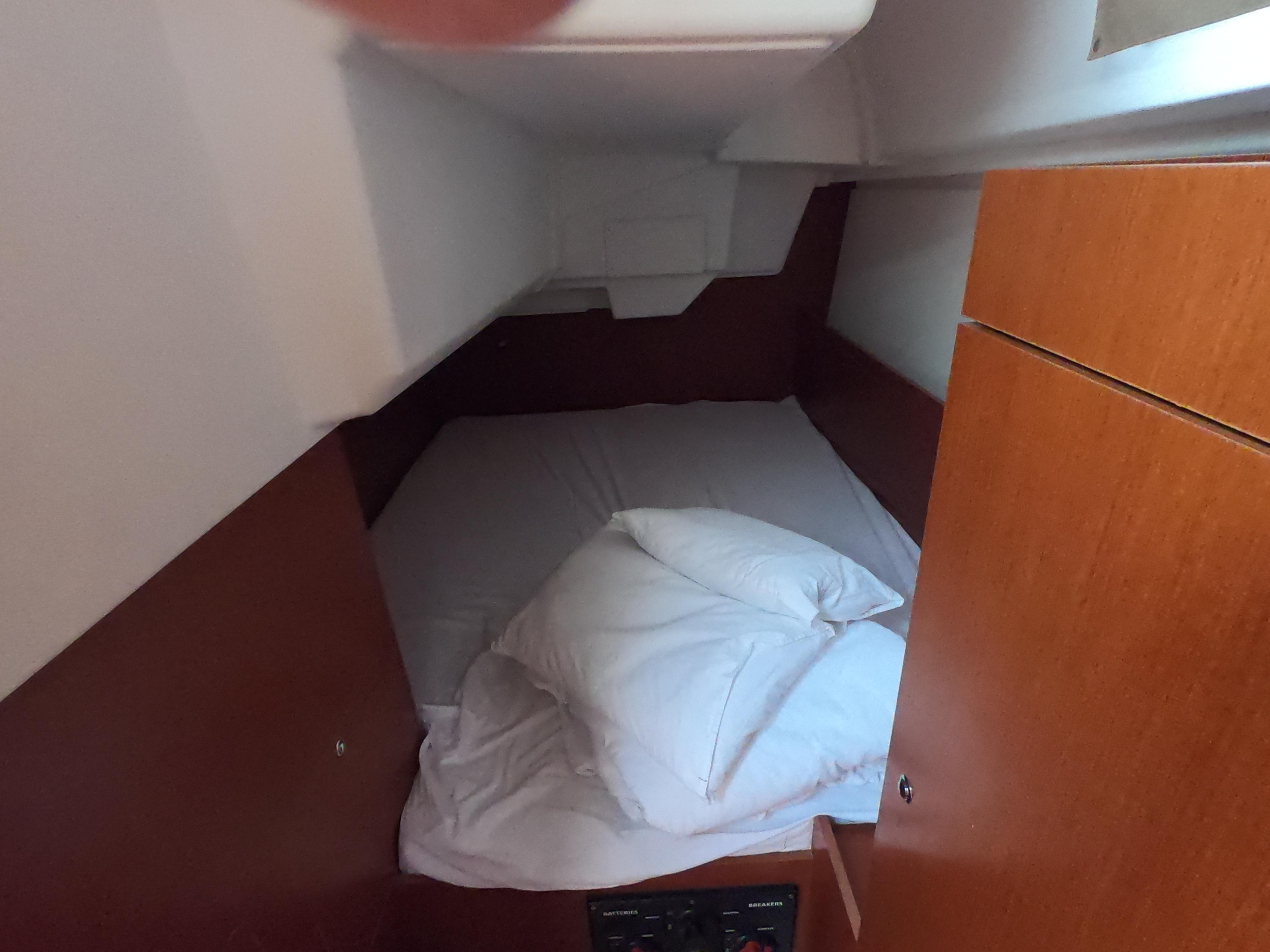Oceanis 35.1 — photo 13
