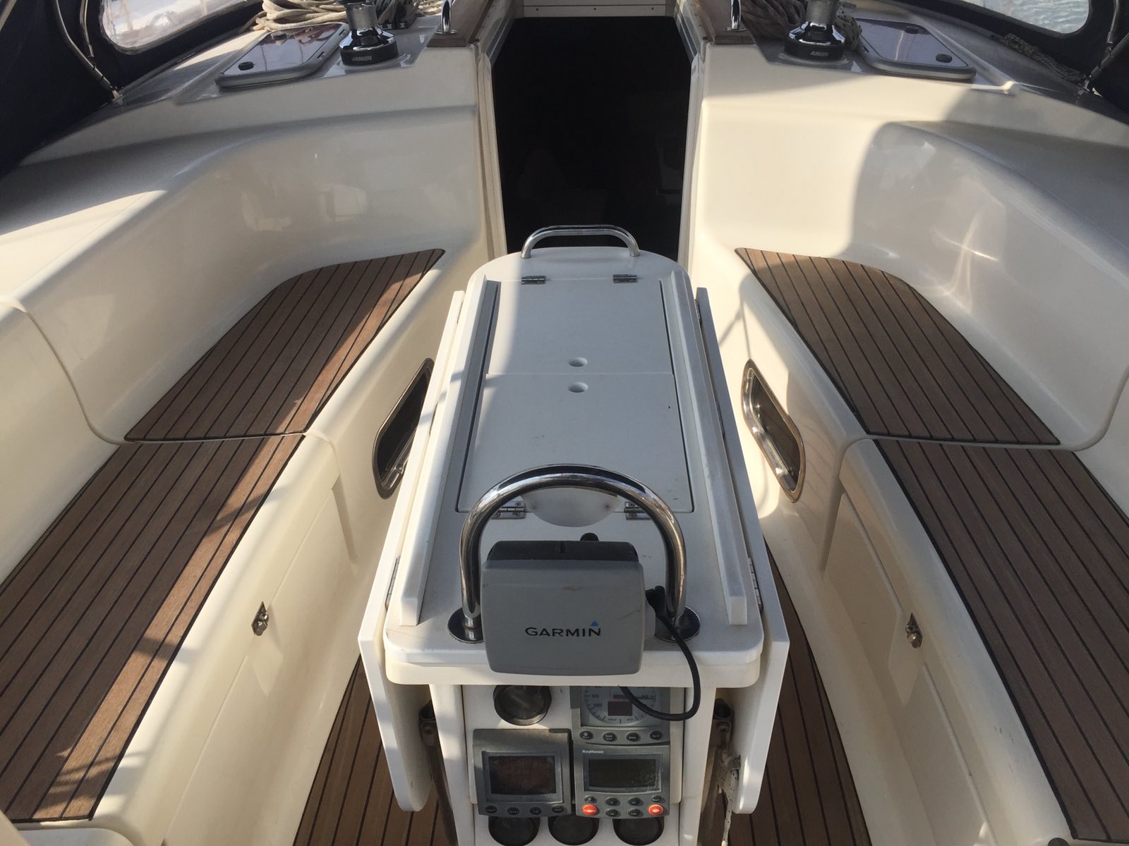 Bavaria 44 — photo 7