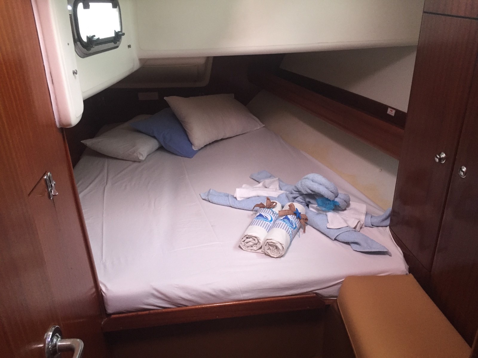 Bavaria 44 — photo 18