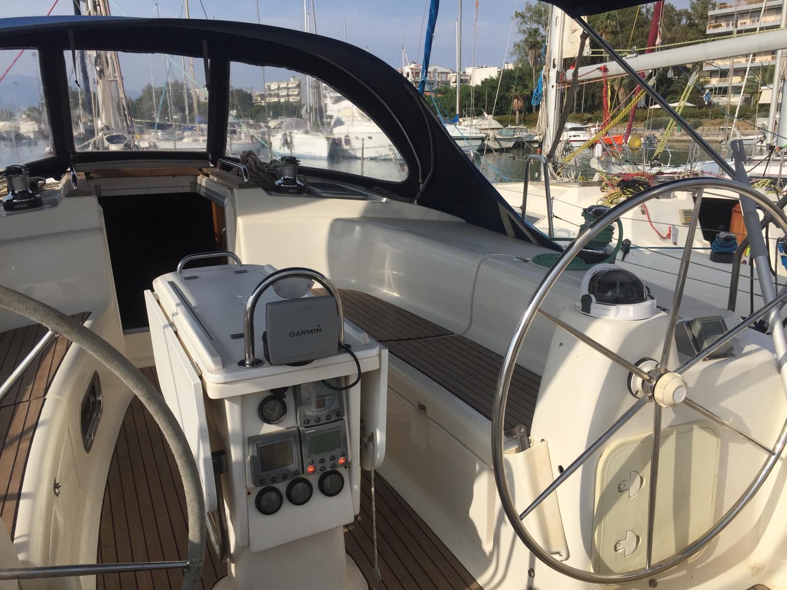Bavaria 44 — photo 3