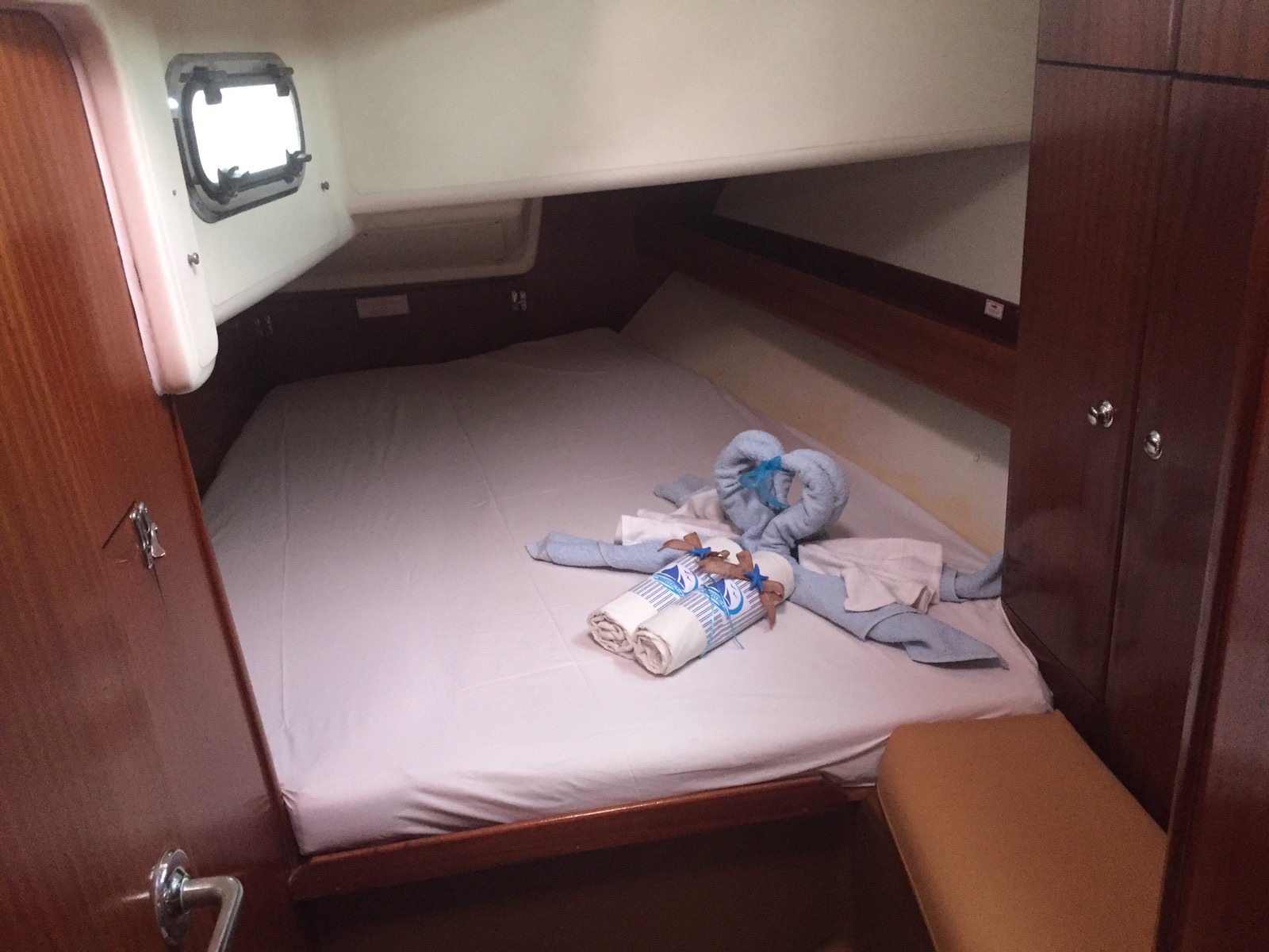 Bavaria 44 — photo 19