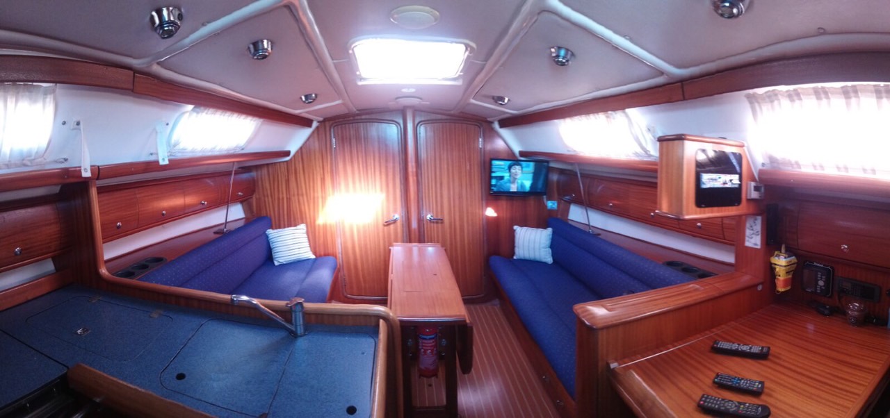 Bavaria 36 Cruiser — photo 2