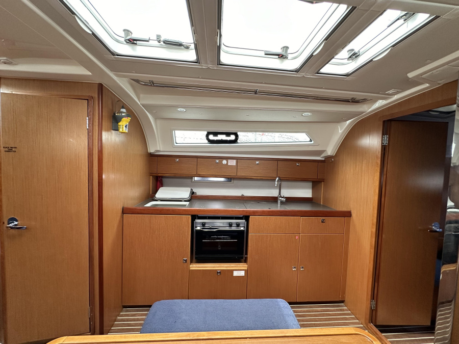 Bavaria Cruiser 41 — photo 2
