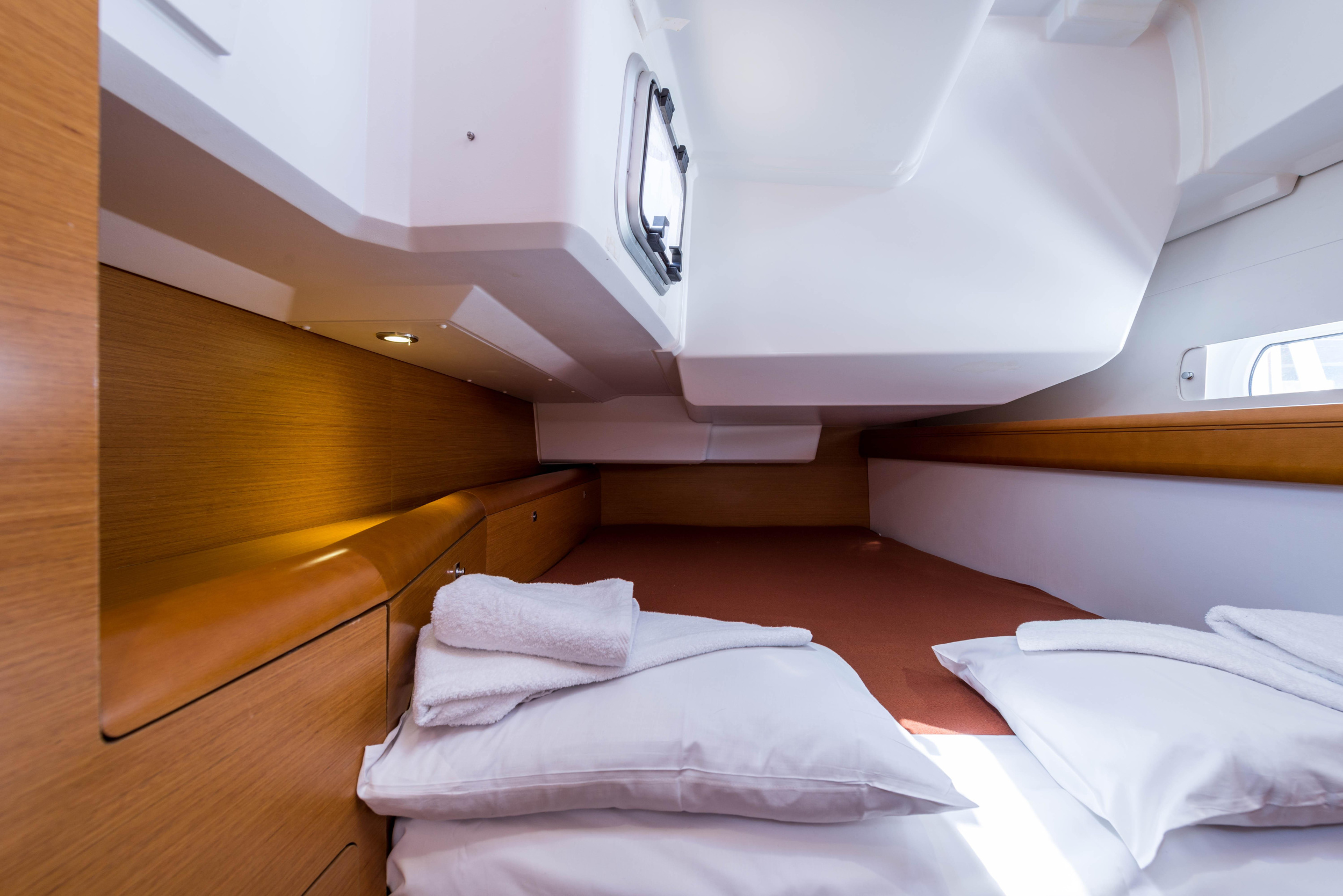 Jeanneau Sun Odyssey 469 — photo 6