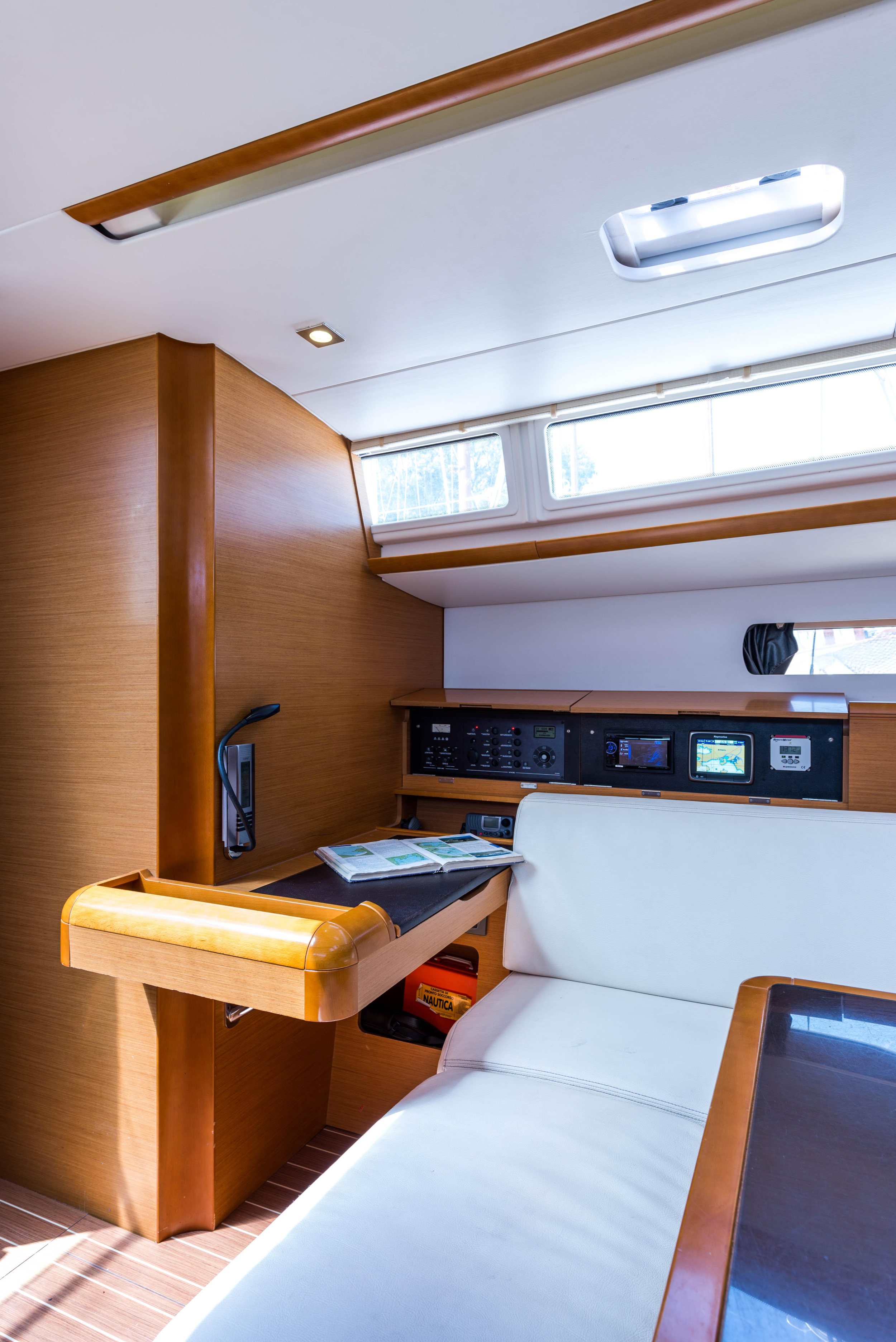 Jeanneau Sun Odyssey 469 — photo 13