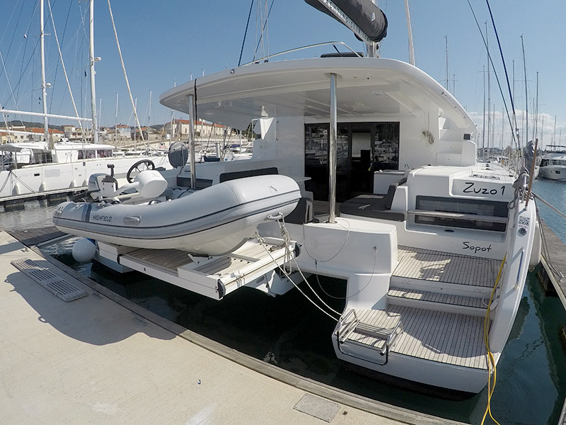 Lagoon 50 — photo 9