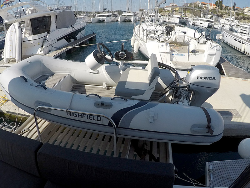 Lagoon 50 — photo 49
