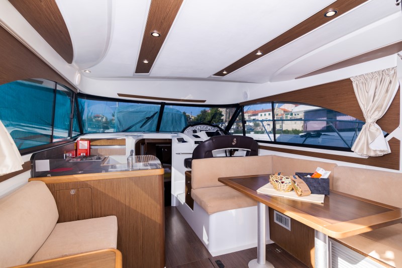 Beneteau Antares 36 — photo 14