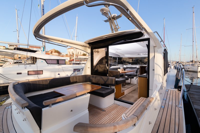 Marex 375 — photo 19