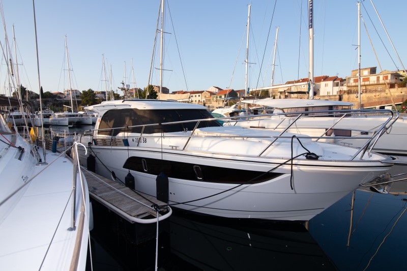 Marex 375 — photo 47