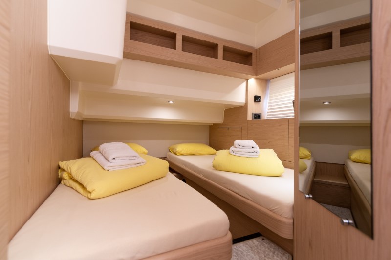 Beneteau S. Trawler 47 — photo 24