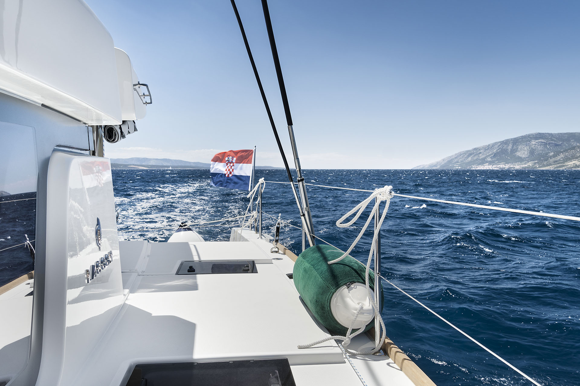 Lagoon 52 F owner version — photo 10