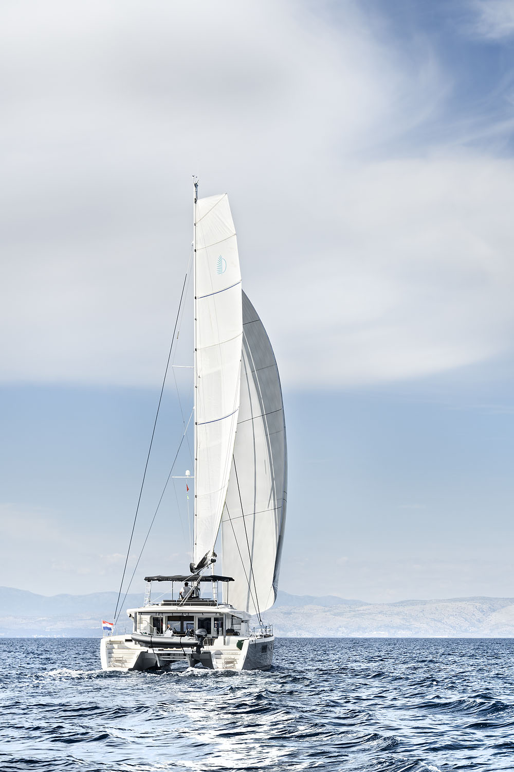 Lagoon 52 F owner version — photo 9