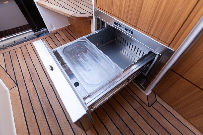 Marex 360 Cabriolet Cruiser — photo 28