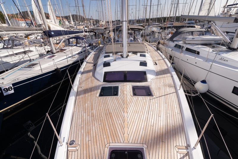 Dufour 530 GL — photo 16