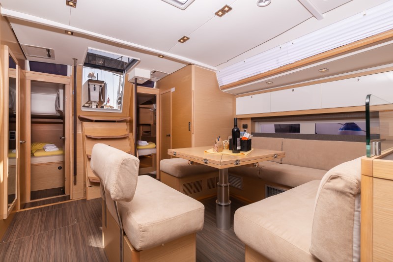 Dufour 530 GL — photo 20
