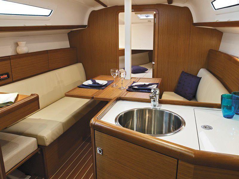 SUN ODYSSEY 30I DL — photo 438