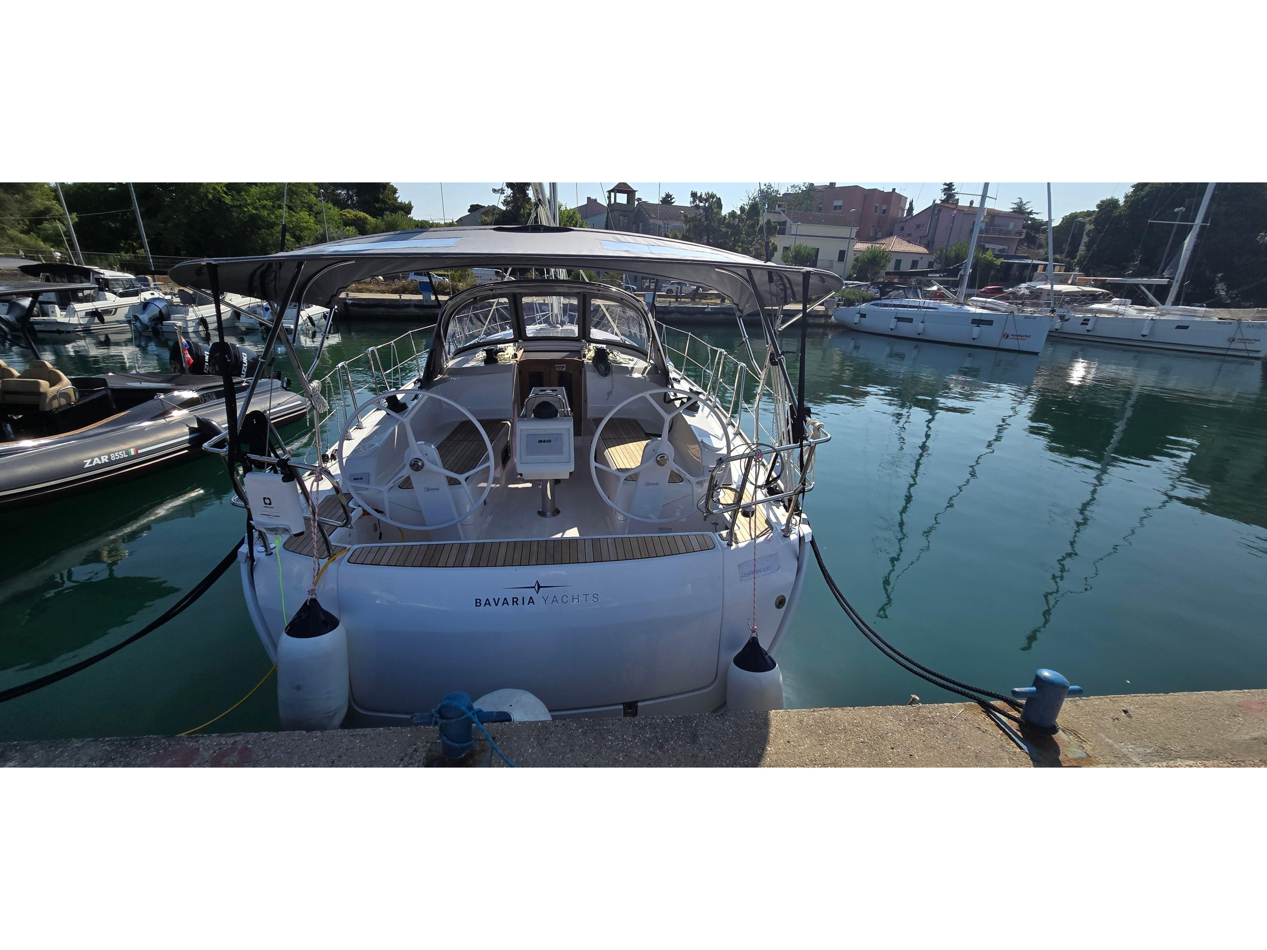 Bavaria Cruiser 37 — photo 2