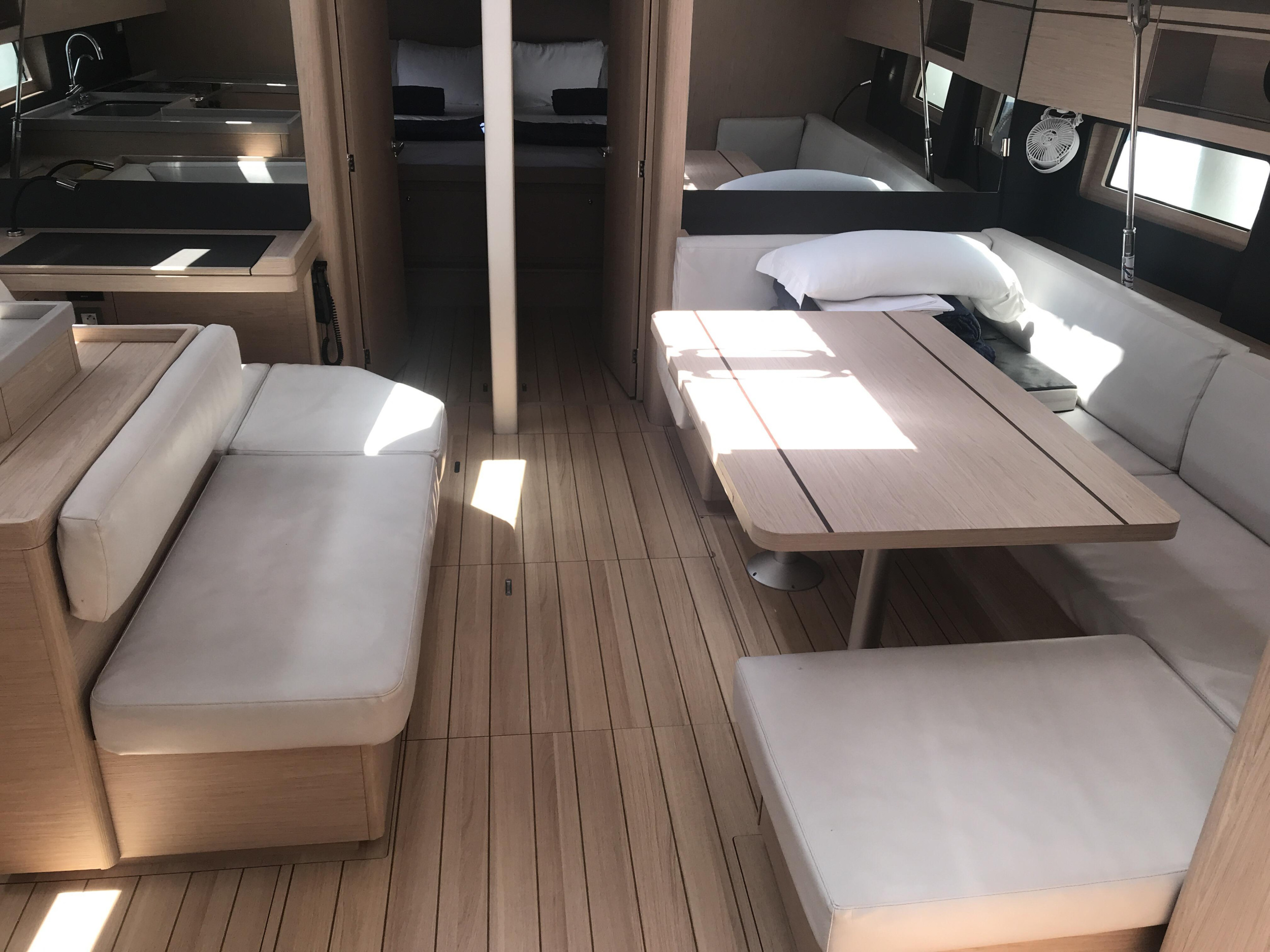 Oceanis 51.1 — photo 12