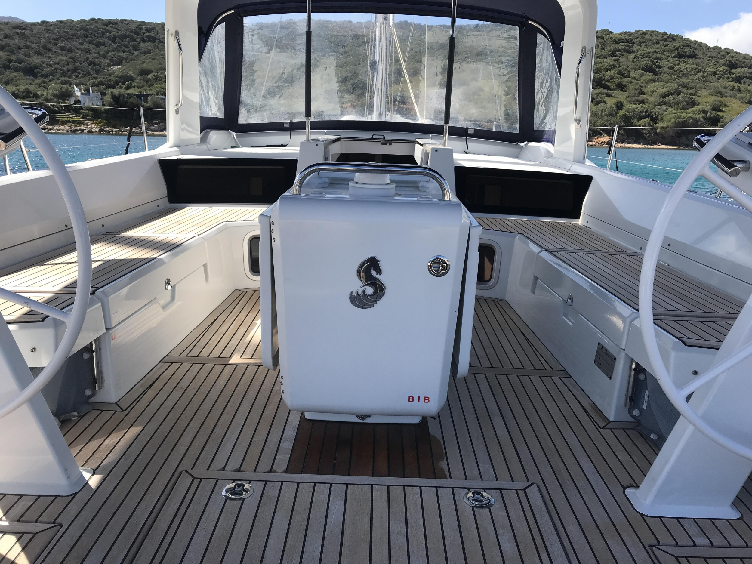 Oceanis 51.1 — photo 16