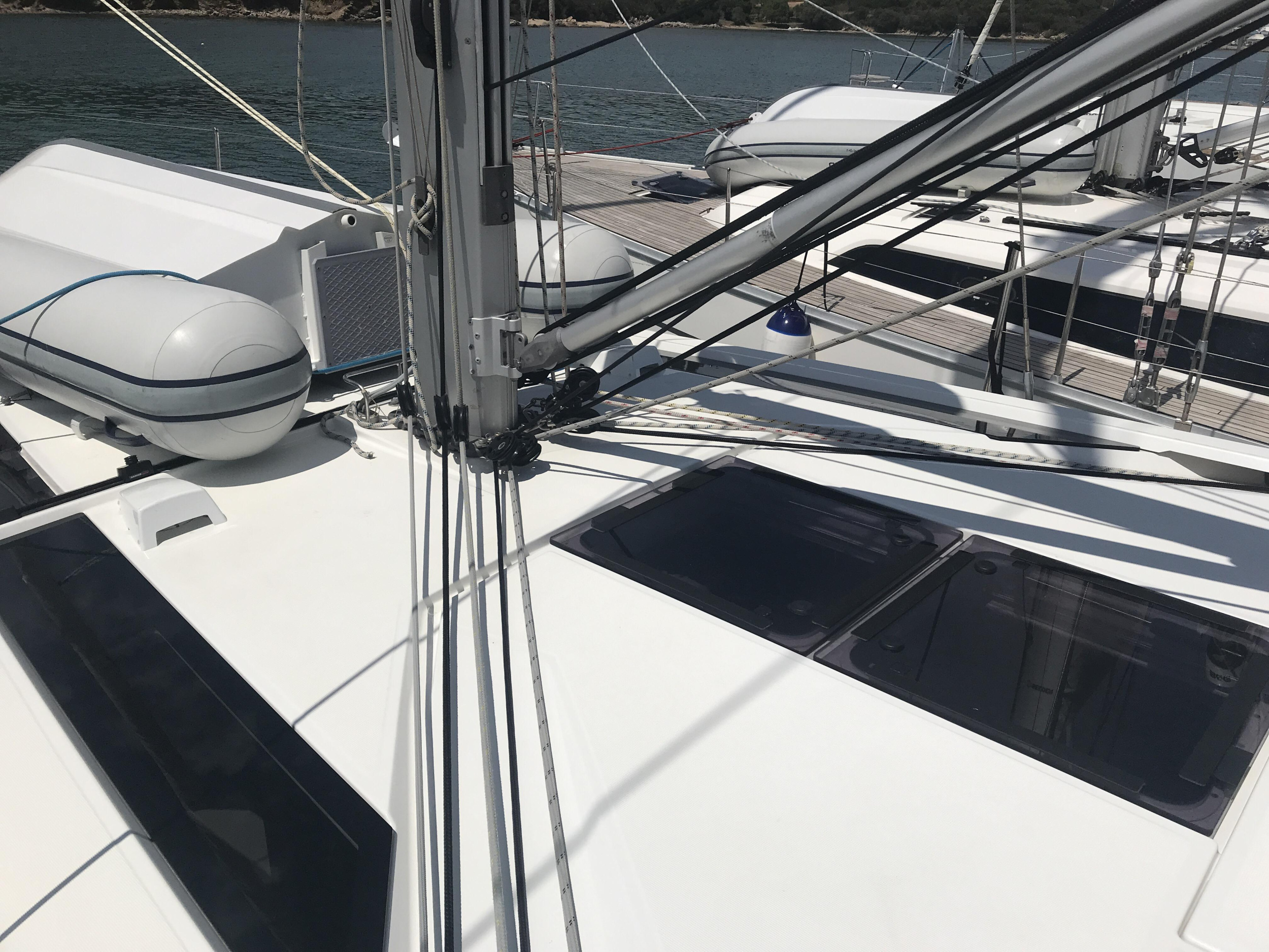 Oceanis 51.1 — photo 8