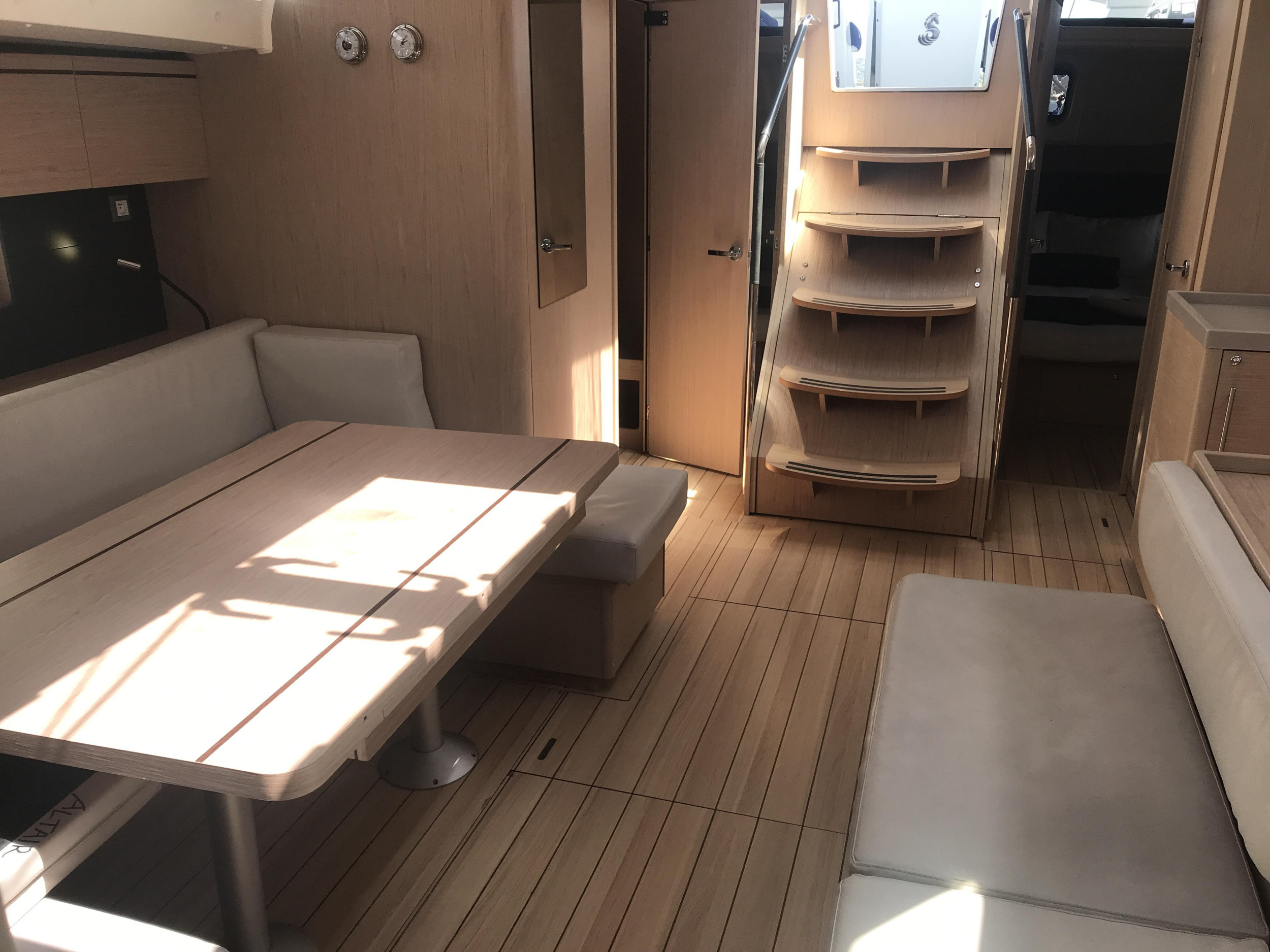 Oceanis 51.1 — photo 2