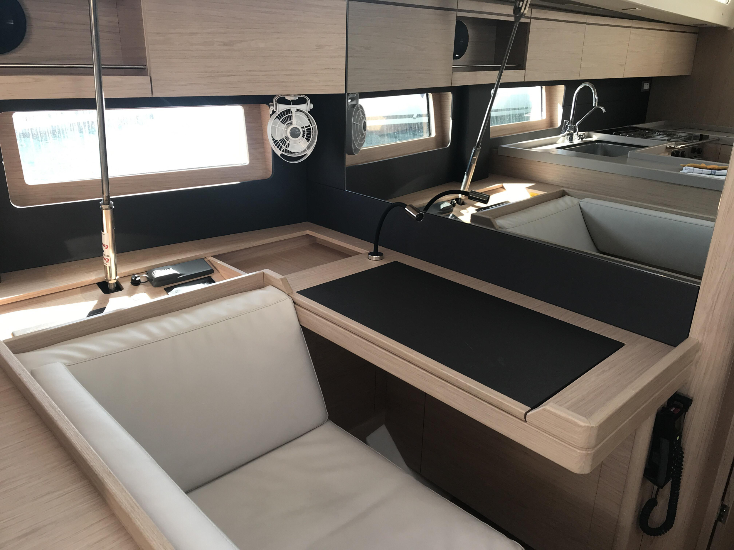 Oceanis 51.1 — photo 5