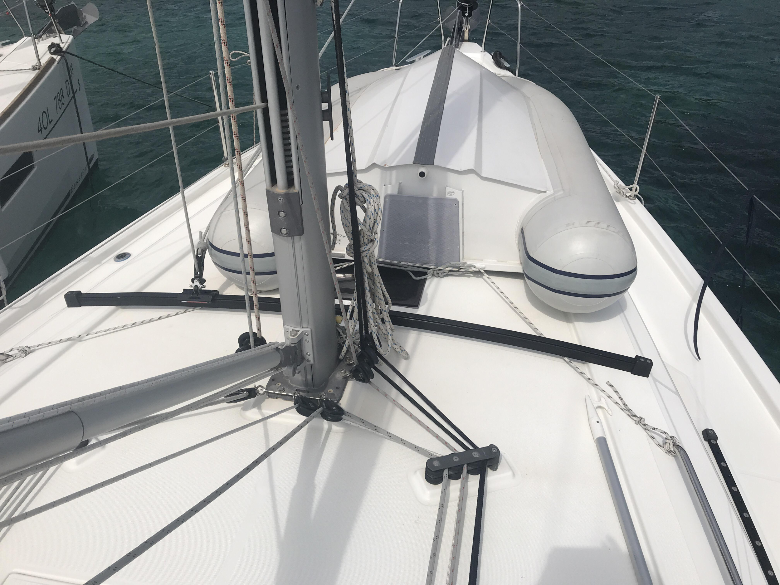 Oceanis 41.1 — photo 4