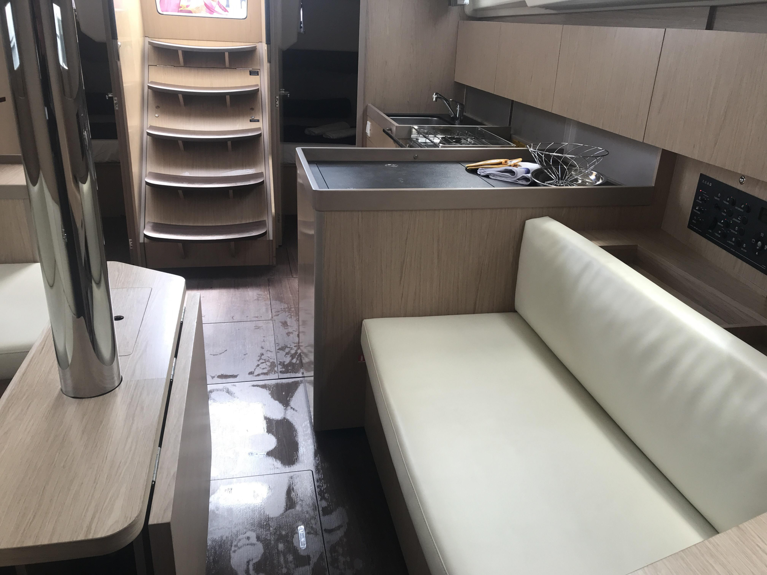 Oceanis 41.1 — photo 3